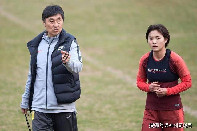 联盟中最淡定的年轻人：面对父亲的转会，布朗尼显得从容不迫